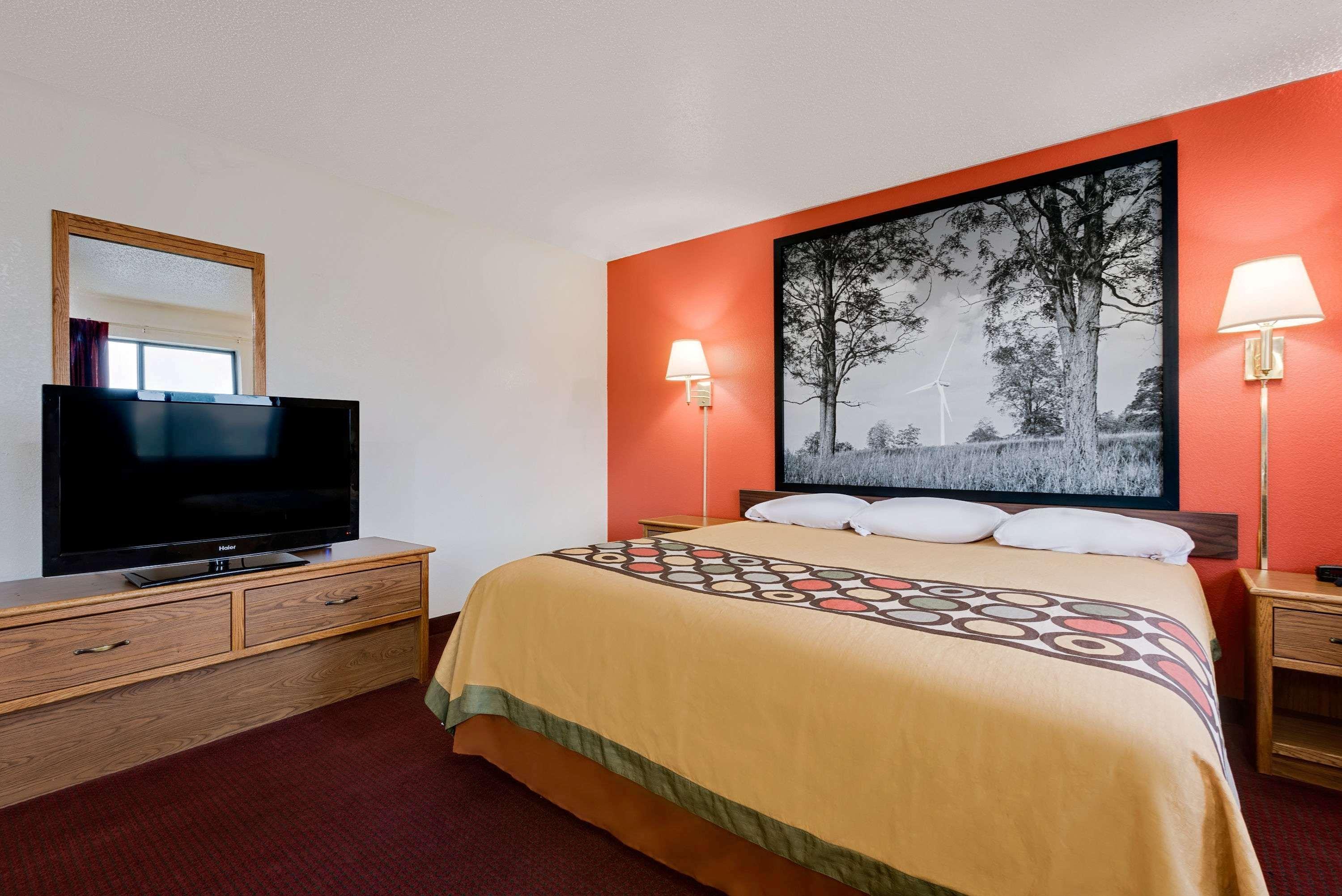 Super 8 Martinsburg Hotel Kültér fotó