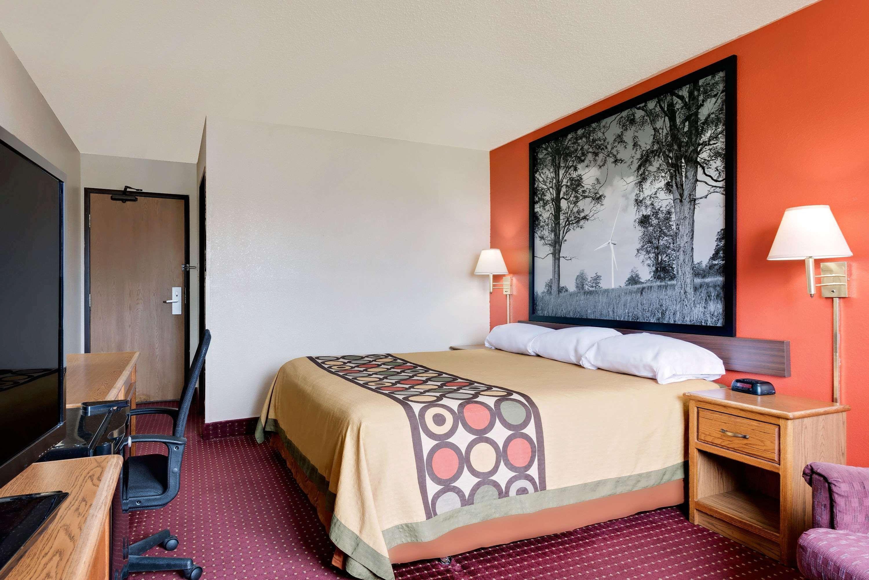 Super 8 Martinsburg Hotel Kültér fotó